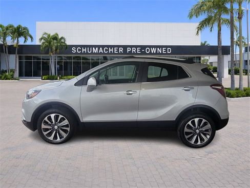 Used 2022 Buick Encore Preferred w/ Safety Package image 4