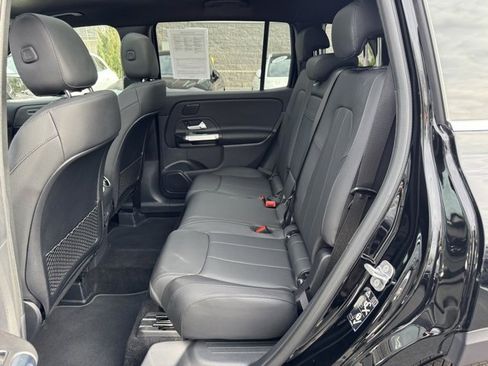 Used 2026 Mercedes-Benz GLB 250 4MATIC image 13