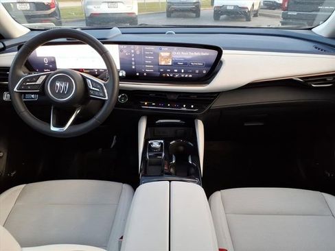 New 2025 Buick Envision Avenir image 20