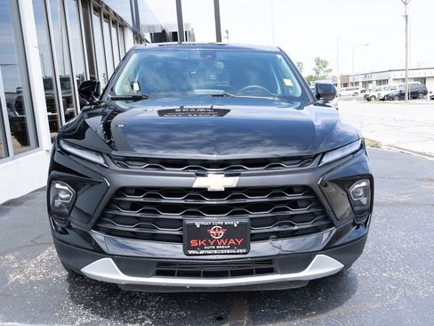 Used 2025 Chevrolet Blazer LT AWD/4WD image 7