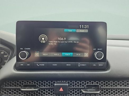 Certified 2025 Honda HR-V Sport image 17