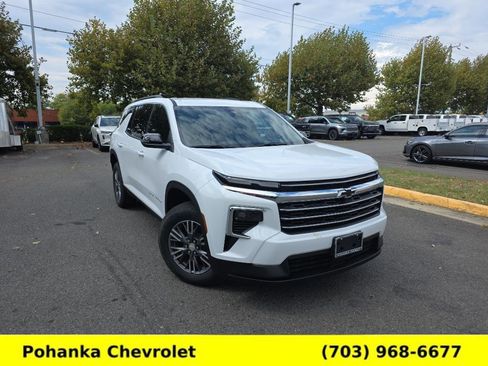 New 2026 Chevrolet Traverse LT w/ LPO, Floor Liner Package image 1