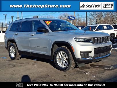 Used 2023 Jeep Grand Cherokee L Laredo