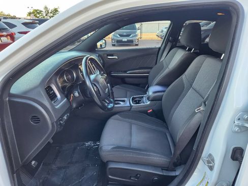 Used 2022 Dodge Charger SXT RWD image 10