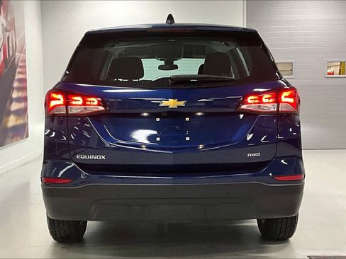 Used 2023 Chevrolet Equinox LS image 5