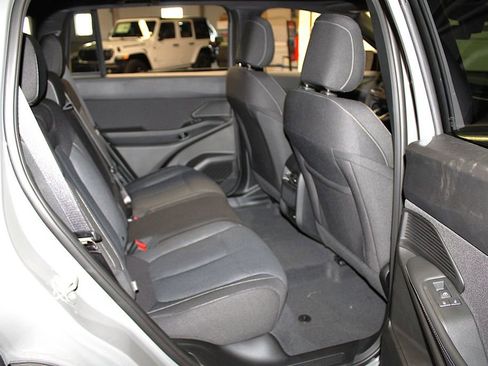 New 2026 Jeep Cherokee Laredo AWD/4WD image 32