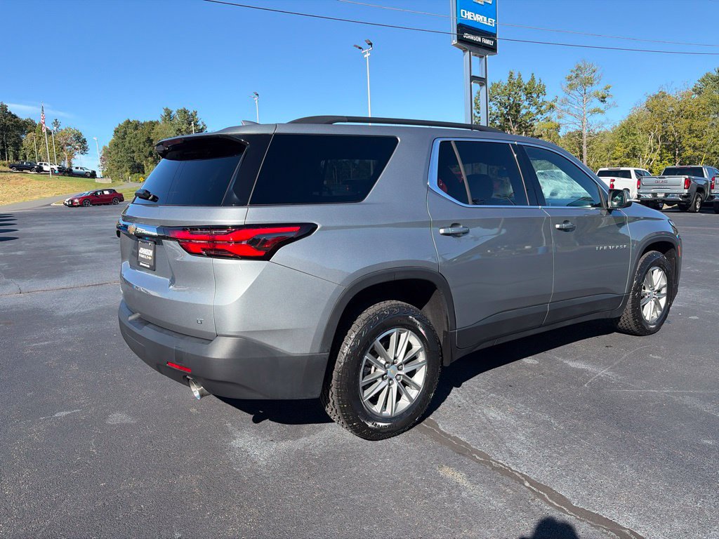 Used 2023 Chevrolet Traverse LT w/ LPO, Floor Liner Package AWD/4WD image 10