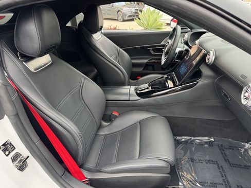 Used 2022 Mercedes-Benz SL 55 AMG 4MATIC image 6
