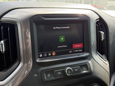 Used 2020 Chevrolet Silverado 1500 Custom w/ Custom Value Package RWD image 23