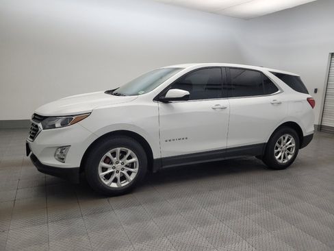 Used 2019 Chevrolet Equinox LT image 2