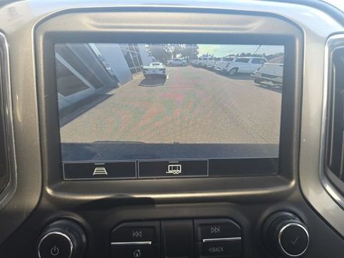 Used 2021 Chevrolet Silverado 1500 LT Trail Boss w/ Convenience Package II AWD/4WD image 28