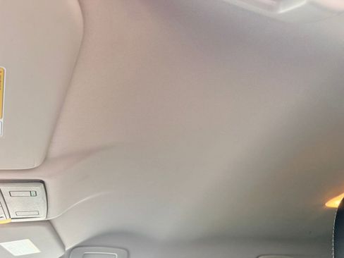 Used 2024 Mitsubishi Outlander SE image 22