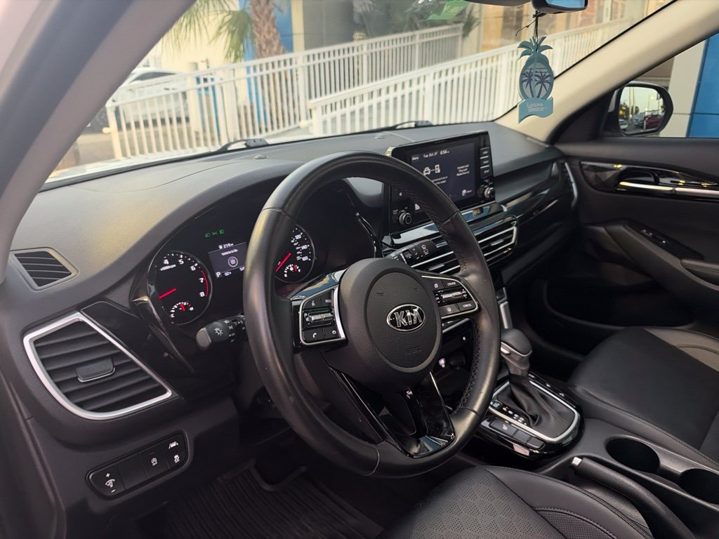 Used 2021 Kia Seltos EX AWD/4WD image 8