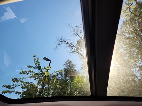 Used 2025 Land Rover Range Rover Velar S image 26