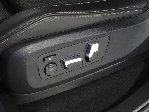 Used 2023 BMW X5 xDrive40i w/ Parking Assistance Package image 23