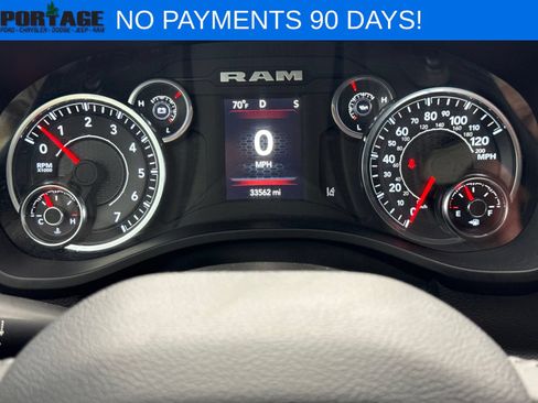 Used 2024 RAM 1500 Big Horn AWD/4WD image 7