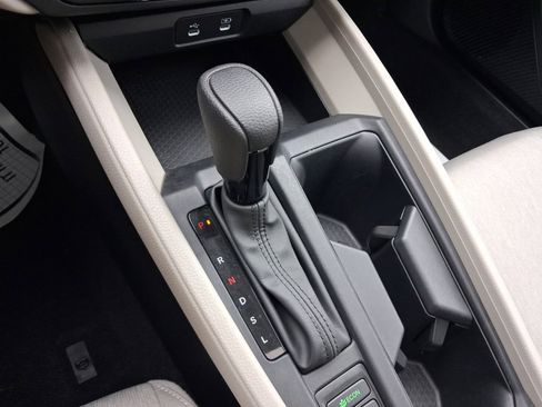 Used 2023 Honda Accord EX image 12