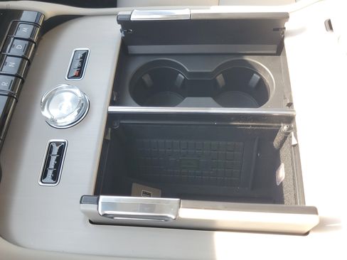 New 2026 Lincoln Navigator Reserve w/ Jet Appearance Package image 25