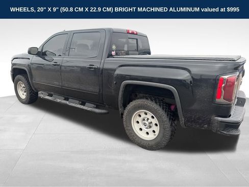 Used 2018 GMC Sierra 1500 SLT w/ All Terrain Package image 5
