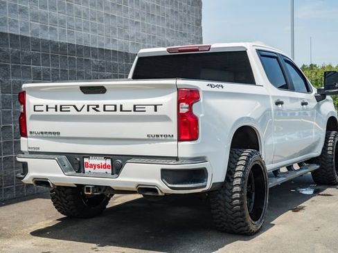 Used 2021 Chevrolet Silverado 1500 Custom w/ Custom Max Trailering Package AWD/4WD image 6