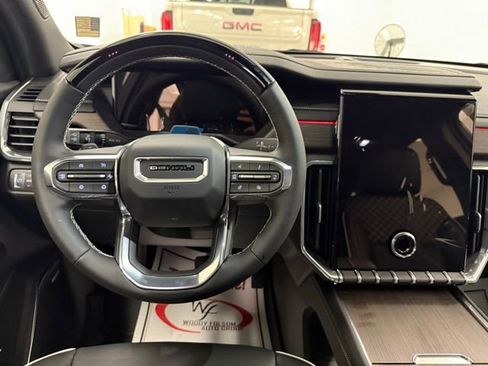 New 2026 GMC Acadia Denali w/ Super Cruise Package image 19