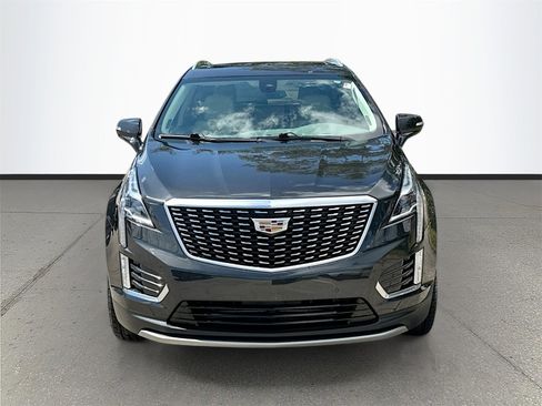Used 2020 Cadillac XT5 Premium Luxury image 2