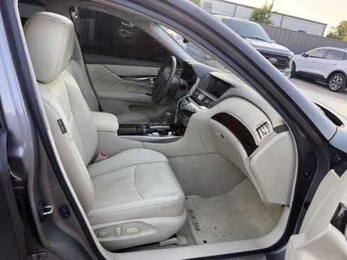 Used 2012 INFINITI M37 w/ Premium Pkg RWD image 10