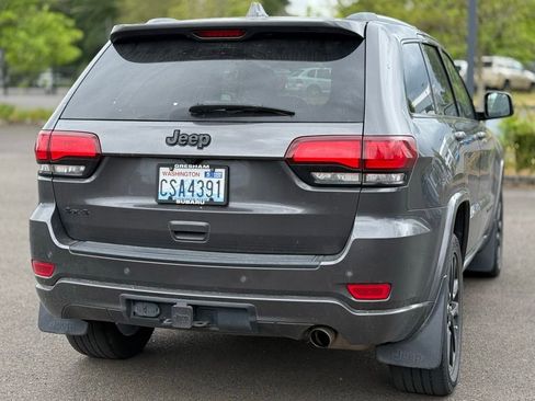 Used 2021 Jeep Grand Cherokee Altitude AWD/4WD image 5