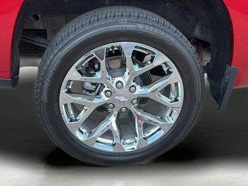 Used 2024 Chevrolet Silverado 1500 High Country w/ High Country Premium Package image 11