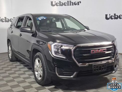 Certified 2024 GMC Terrain SLE FWD image 1