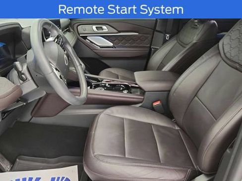 Certified 2025 Ford Explorer Platinum w/ Ultimate Package AWD/4WD image 11