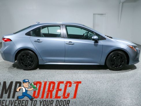 Used 2020 Toyota Corolla LE FWD image 6