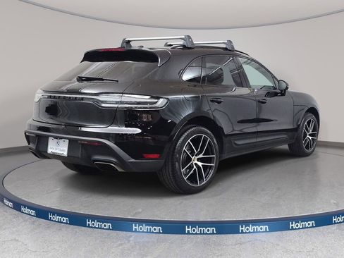 Used 2025 Porsche Macan AWD/4WD image 6