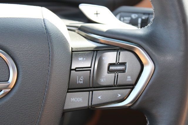 Certified 2024 Lexus LX 600 4WD w/ Interior Upgrade Package image 18