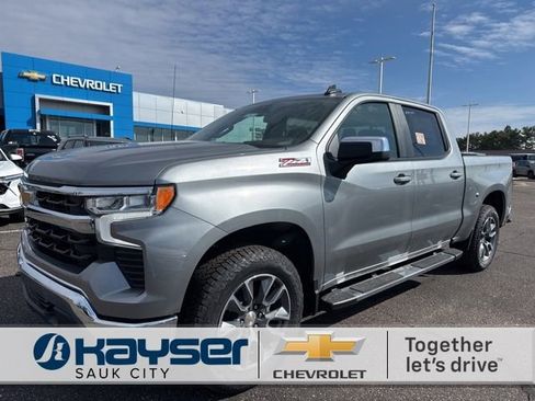 Used 2026 Chevrolet Silverado 1500 LT image 3