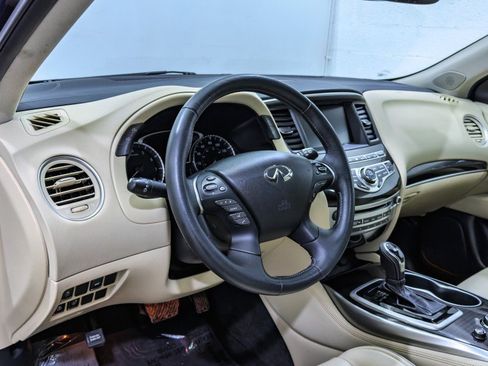 Used 2019 INFINITI QX60 Luxe w/ Essential Package image 15