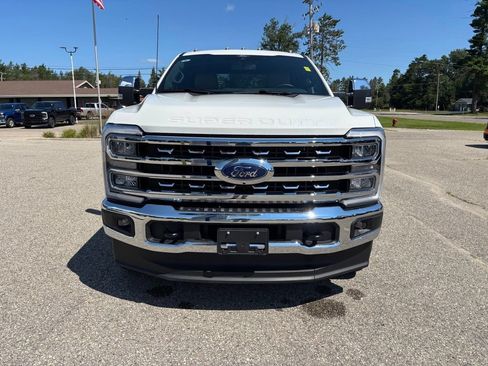 Used 2025 Ford F250 Lariat w/ Chrome Package AWD/4WD image 8