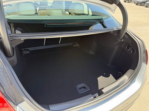 Used 2025 Mercedes-Benz C 300 4MATIC Sedan image 10