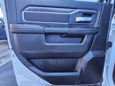Used 2024 RAM 2500 Big Horn image 23