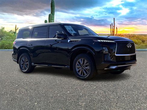 New 2026 INFINITI QX80 Pure image 2