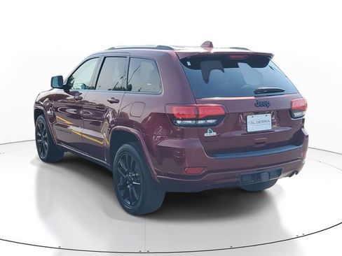 Used 2020 Jeep Grand Cherokee Altitude AWD/4WD image 3