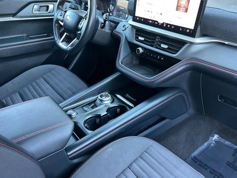 Used 2025 Ford Explorer ST-Line AWD/4WD image 12