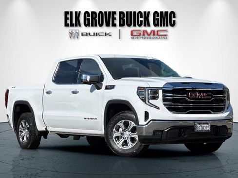 Used 2024 GMC Sierra 1500 SLT image 2