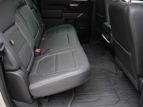 Used 2022 GMC Sierra 2500 Denali image 16