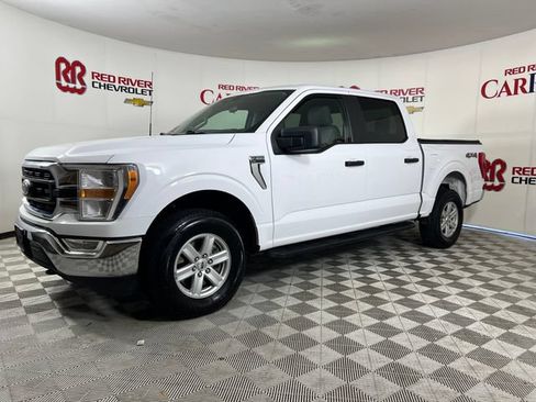 Used 2022 Ford F150 XLT w/ Trailer Tow Package AWD/4WD image 3
