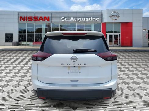New 2026 Nissan Rogue SV FWD image 3