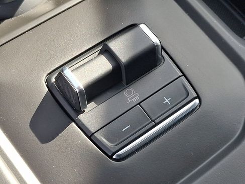 Used 2024 GMC Sierra 1500 AT4X w/ AT4X AEV Edition AWD/4WD image 27