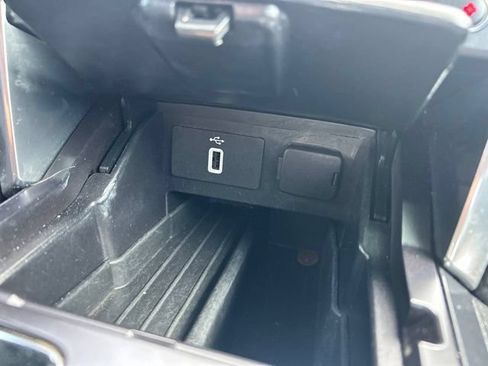 Used 2018 Ford Explorer Platinum AWD/4WD image 30