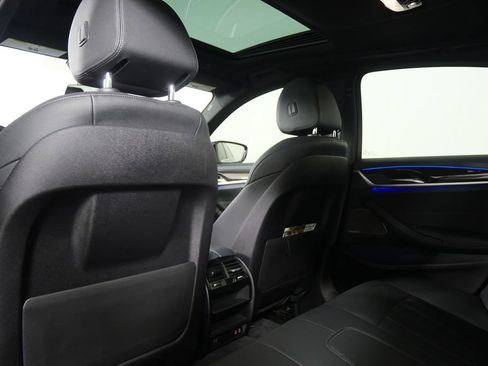 Certified 2023 BMW 540i w/ Premium Package image 17