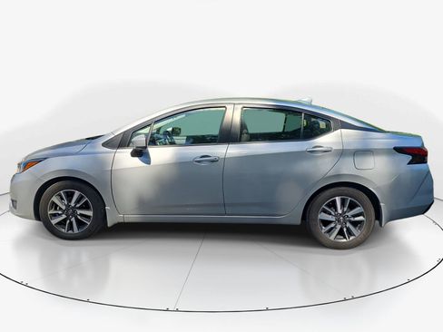 Used 2025 Nissan Versa SV w/ Trunk Package FWD image 7